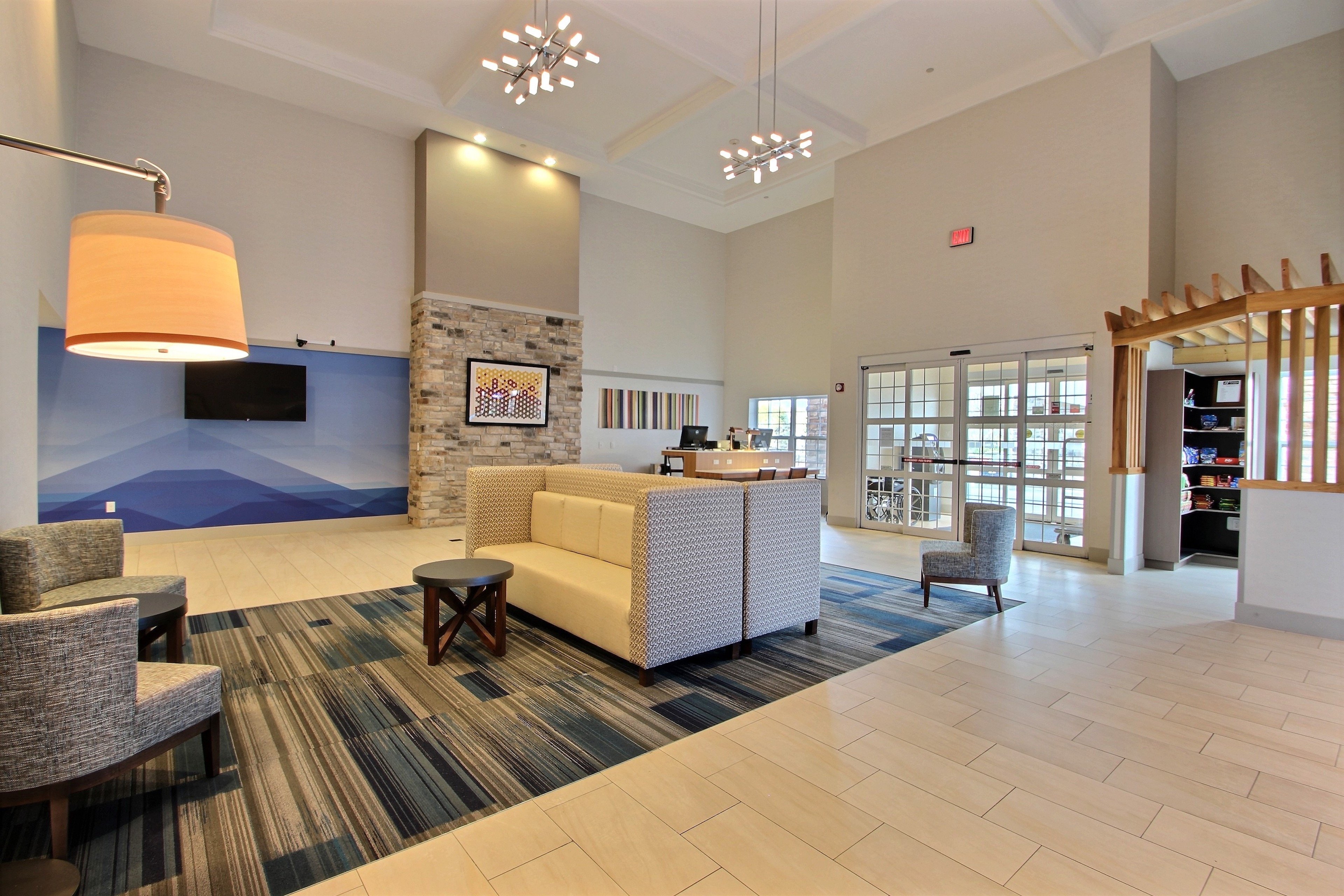 holiday inn express hotel and suites milwaukee airport by ihg
