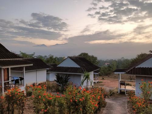 pai sunrise camping resort