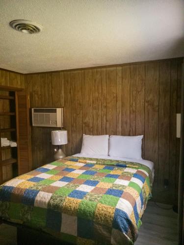 timber ridge lodge walking distance from downtown gatlinburg