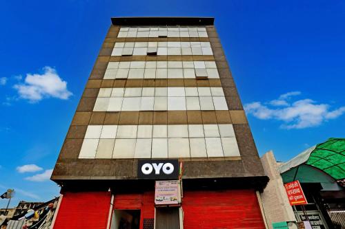 Hotel O Wamson,,4 star