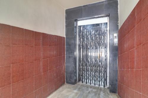 spot on bhargav residence