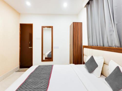 super townhouse royal inn