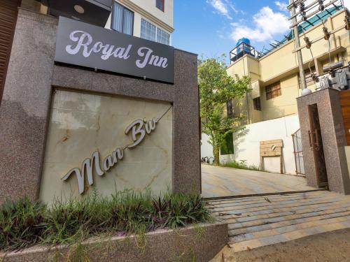 super townhouse royal inn