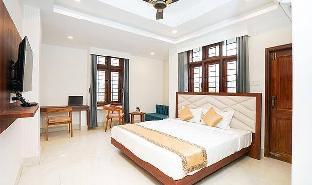 super townhouse royal inn