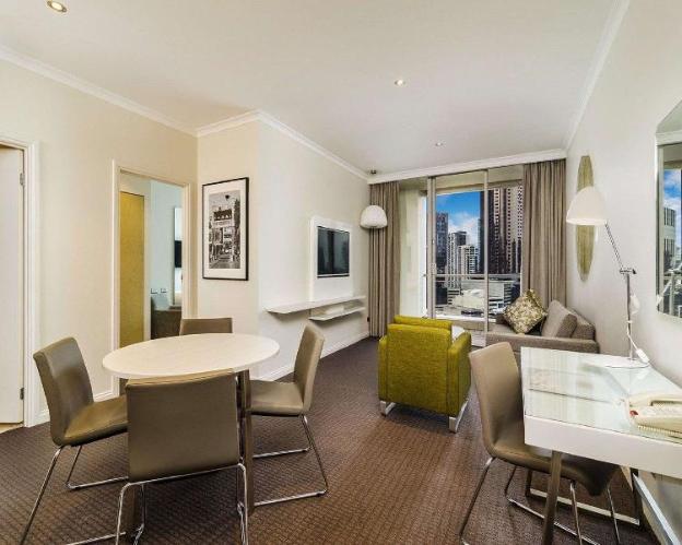 clarion suites gateway