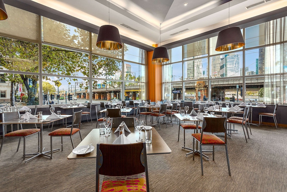 clarion suites gateway