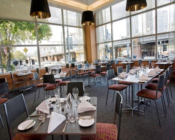 clarion suites gateway