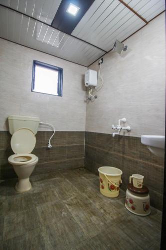 hotel ekant tourist resort