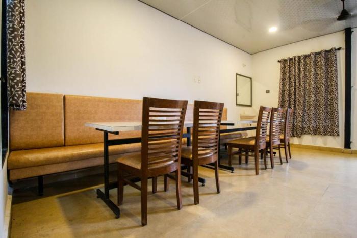 hotel ekant tourist resort