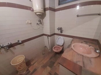 hotel sharma guest house