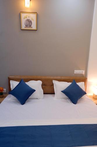 v a tourist residency