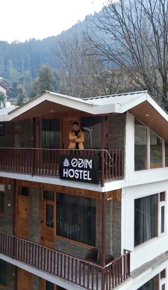 odin hostel kasol