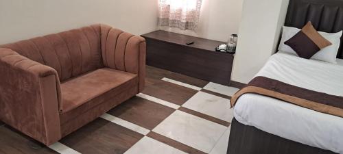 hotel govindam elite