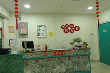 Sun Tree Hotel,,3 star