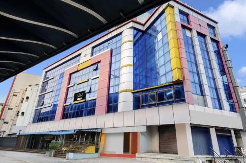 hotel o padmavathi puram near railway station