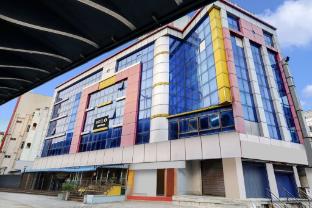 hotel o padmavathi puram near railway station