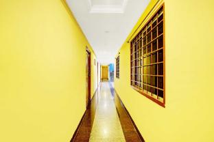 hotel o padmavathi puram near railway station