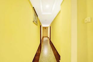 hotel o padmavathi puram near railway station