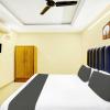 super hotel o padmavathi puram near railway station
