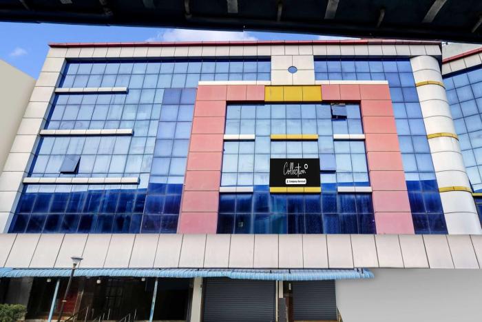 super hotel o padmavathi puram near railway station