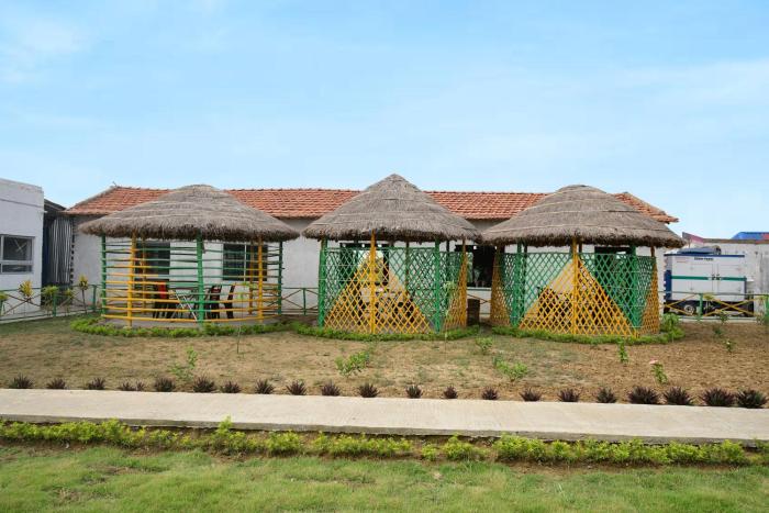 hotel o mango leaf hotel and restaurant