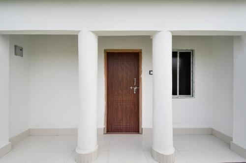 hotel o mango leaf hotel and restaurant