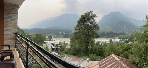 sana cottage affordable luxury stay in manali