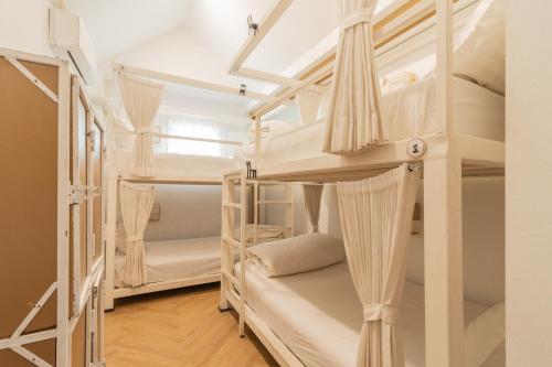 sherva101 home and hostel