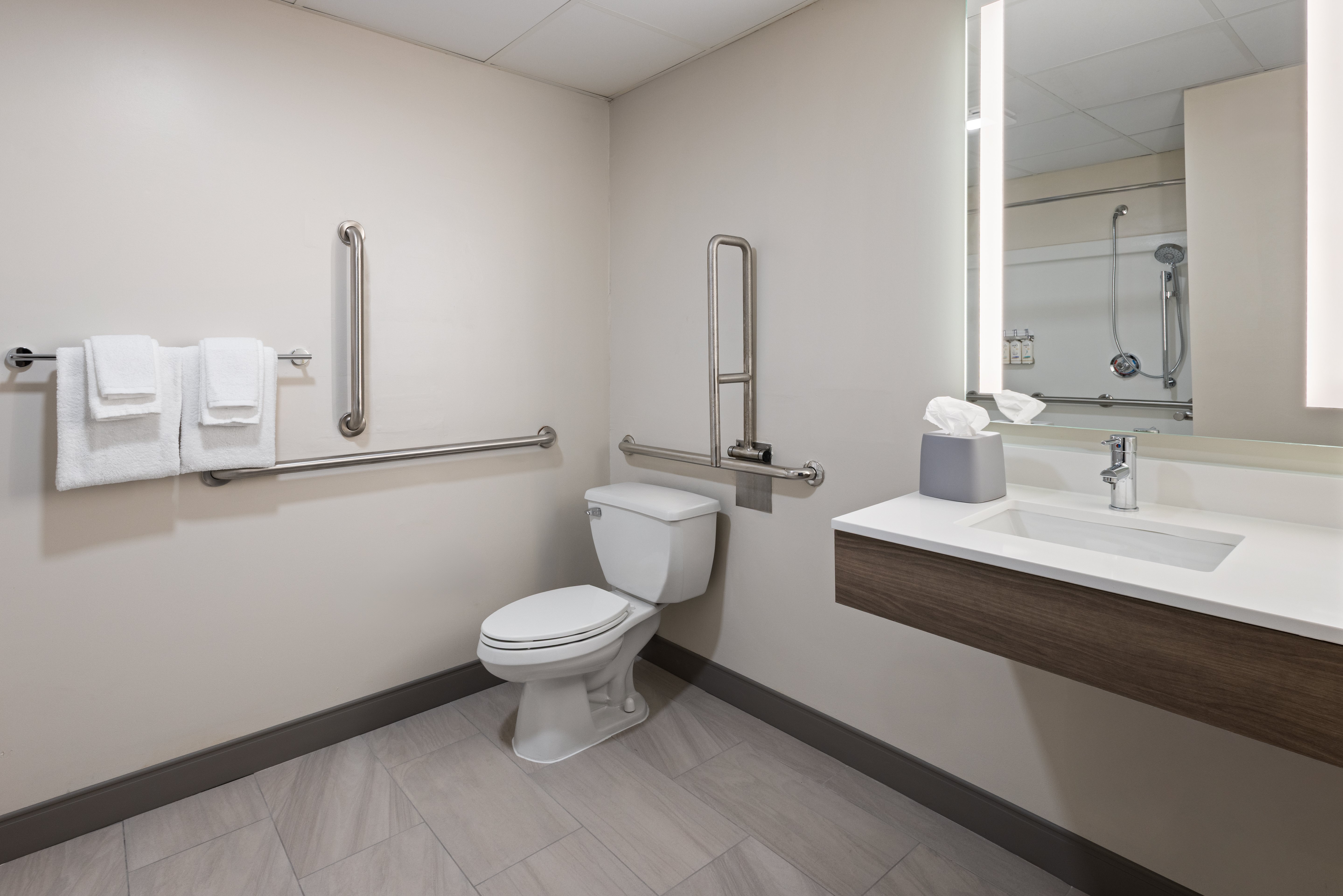 holiday inn express and suites meriden by ihg