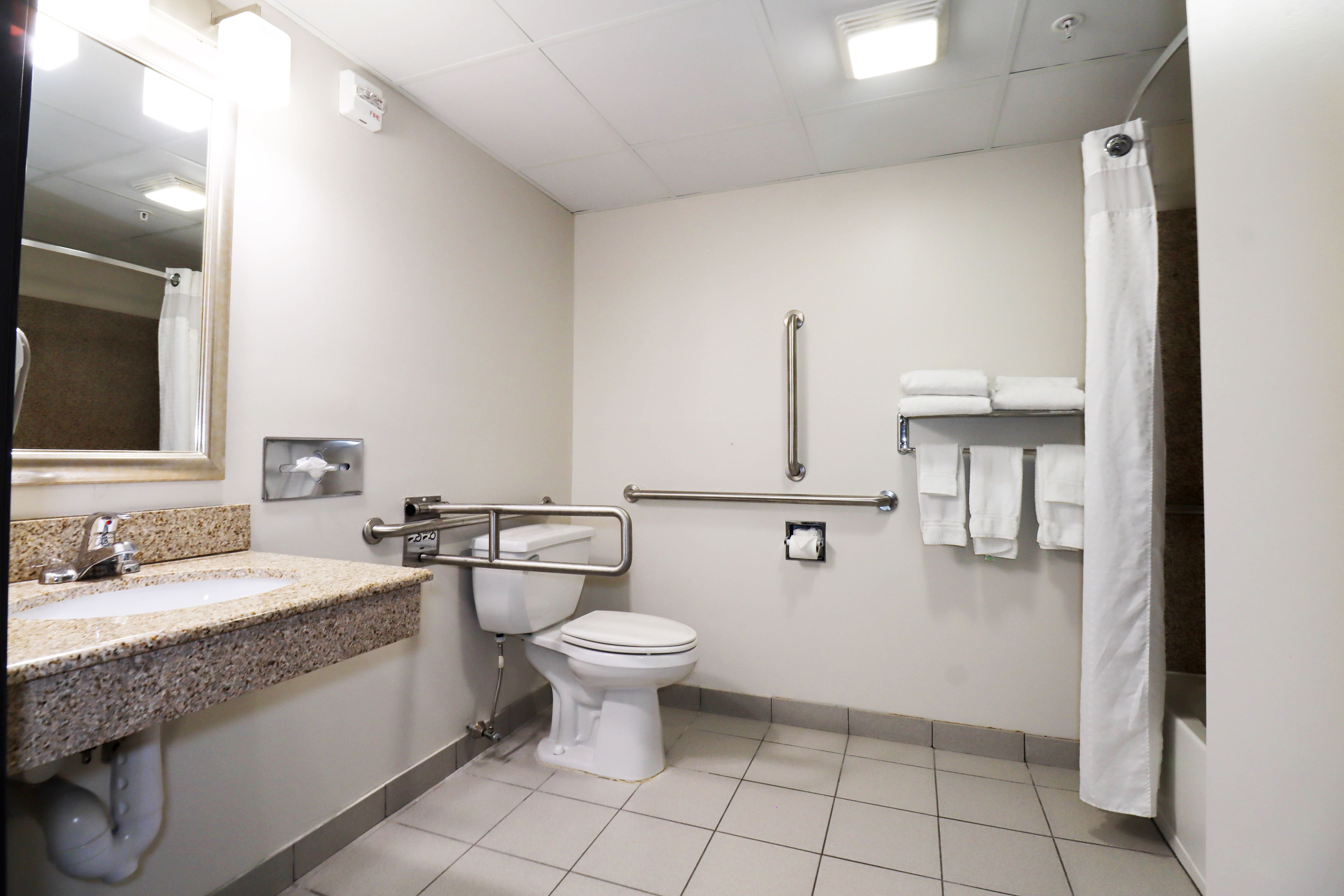 holiday inn express and suites meriden by ihg