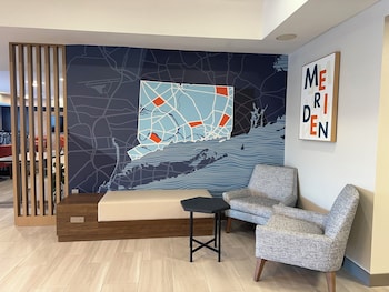 Holiday Inn Express & Suites Meriden By Ihg,Hartford>>Berlin,3 star