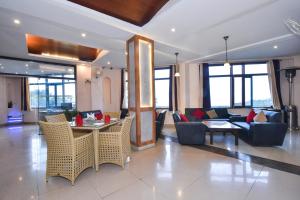 Hotel M & Resort,,3 star