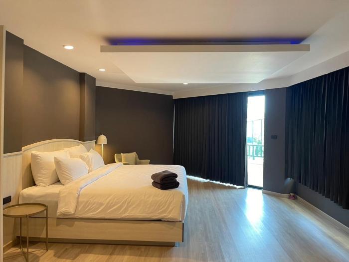 solis beach hotel rajamangala