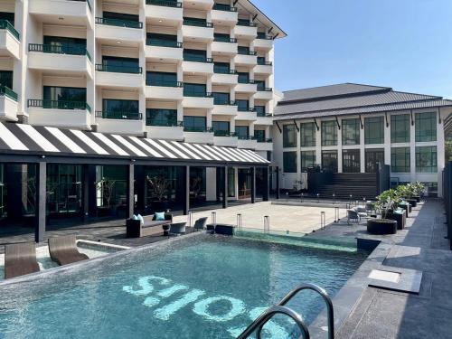 solis beach hotel rajamangala