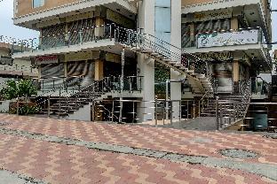 super townhouse relax suits a boutique hotel vasundhara