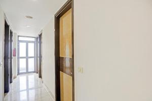 super townhouse relax suits a boutique hotel vasundhara