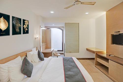 super townhouse relax suits a boutique hotel vasundhara
