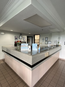 Super 8 By Wyndham Metropolis,Metropolis>>Massac,2 star