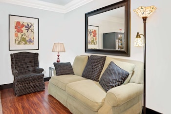 Super 8 By Wyndham Metropolis,Metropolis>>Massac,2 star