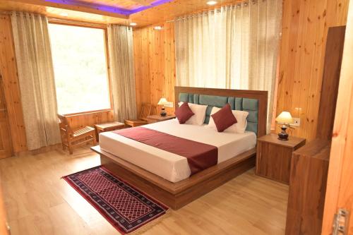 Royal Galaxy Tirthan,,3 star