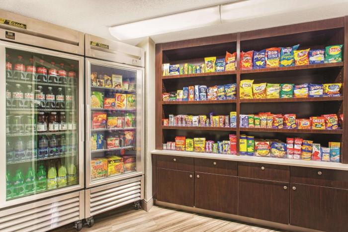 la quinta inn and suites by wyndham miami airport east