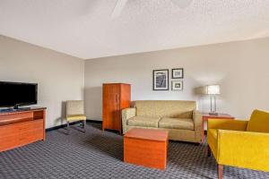 la quinta inn and suites by wyndham miami airport east