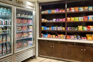 la quinta inn and suites by wyndham miami airport east