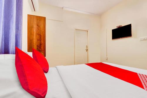 Hotel O Ira Comforts,,3 star