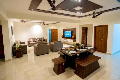 mahas vrindavan by mahas homestays 3 bhk flats a c