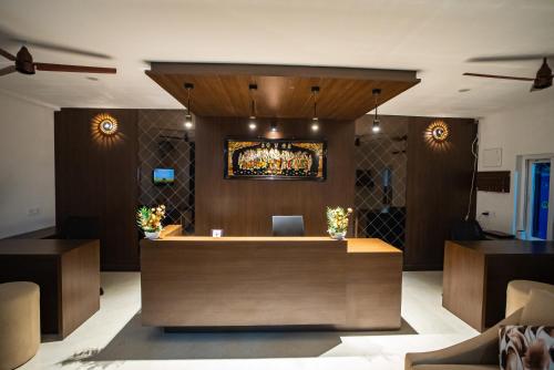 mahas vrindavan by mahas homestays 3 bhk flats a c