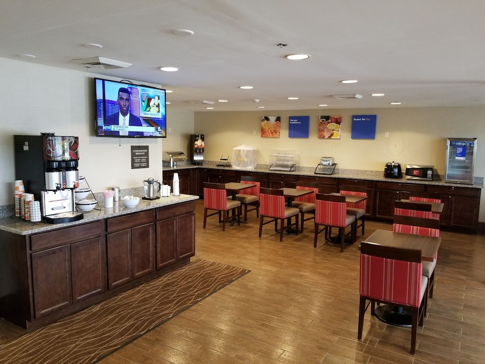 Comfort Inn Cleveland Airport,Middleburg Heights>>Cleveland,3 star