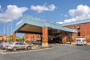 comfort inn cleveland airport