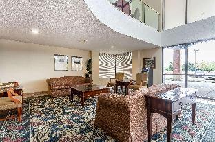 comfort inn cleveland airport