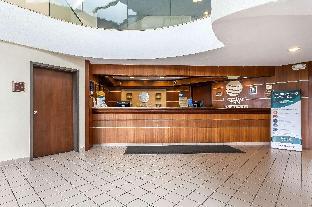 comfort inn cleveland airport
